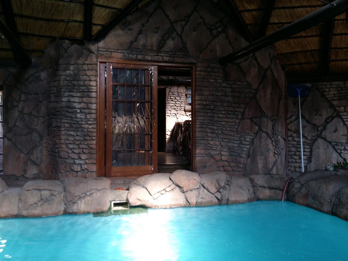 Pride Rock Accommodation มิดเดิลเบิร์ก ภายนอก รูปภาพ